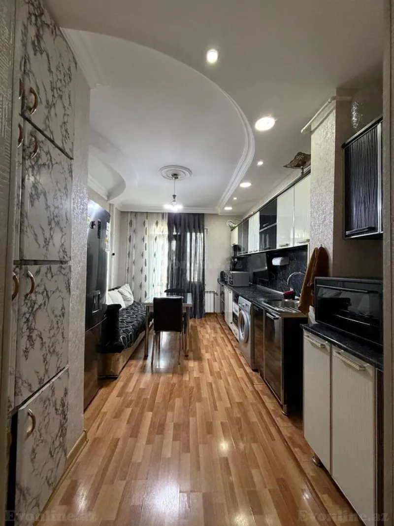 Satılır 5 otaqlı Mənzil Köhnə tikili 120 m² Əhmədli m. - şəkil 2