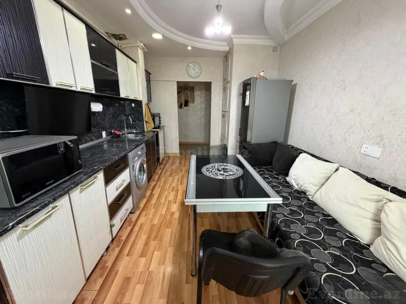 Satılır 5 otaqlı Mənzil Köhnə tikili 120 m² Əhmədli m. - şəkil 3