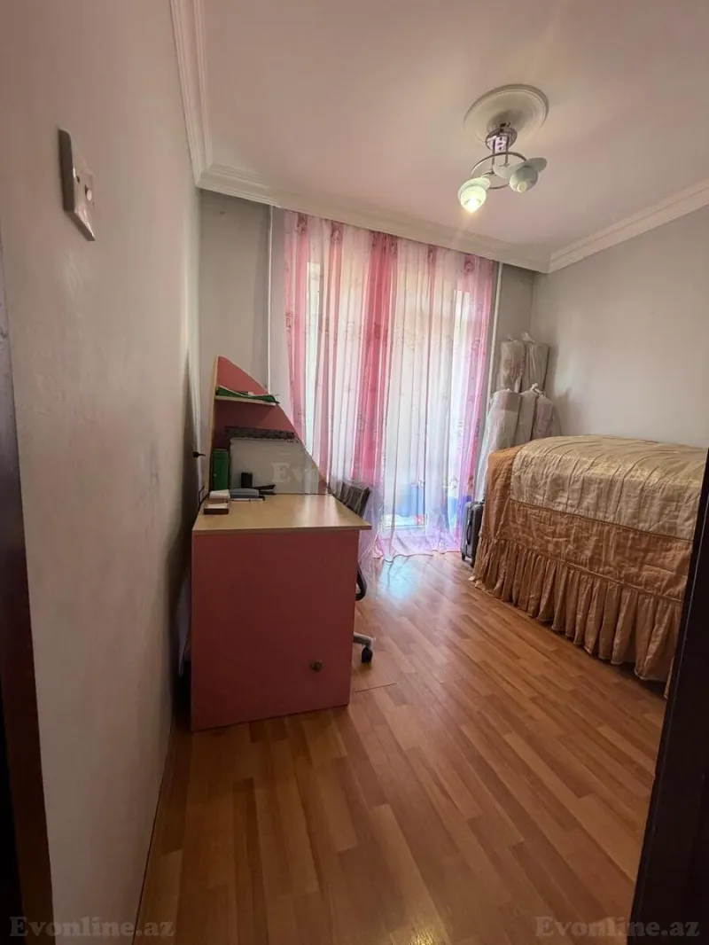 Satılır 5 otaqlı Mənzil Köhnə tikili 120 m² Əhmədli m. - şəkil 8