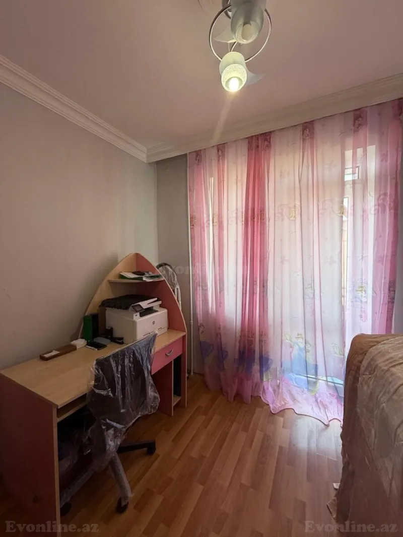Satılır 5 otaqlı Mənzil Köhnə tikili 120 m² Əhmədli m. - şəkil 11