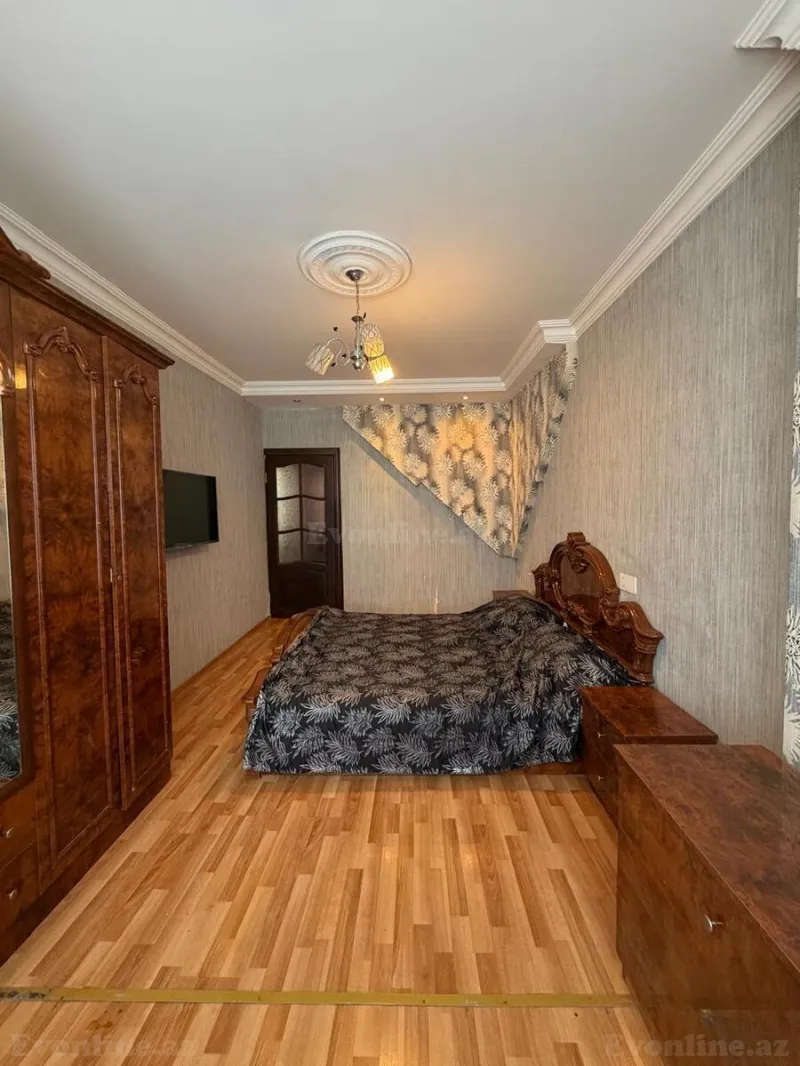 Satılır 5 otaqlı Mənzil Köhnə tikili 120 m² Əhmədli m. - şəkil 19