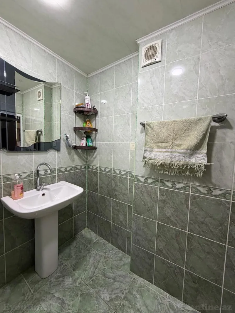 Satılır 5 otaqlı Mənzil Köhnə tikili 120 m² Əhmədli m. - şəkil 21