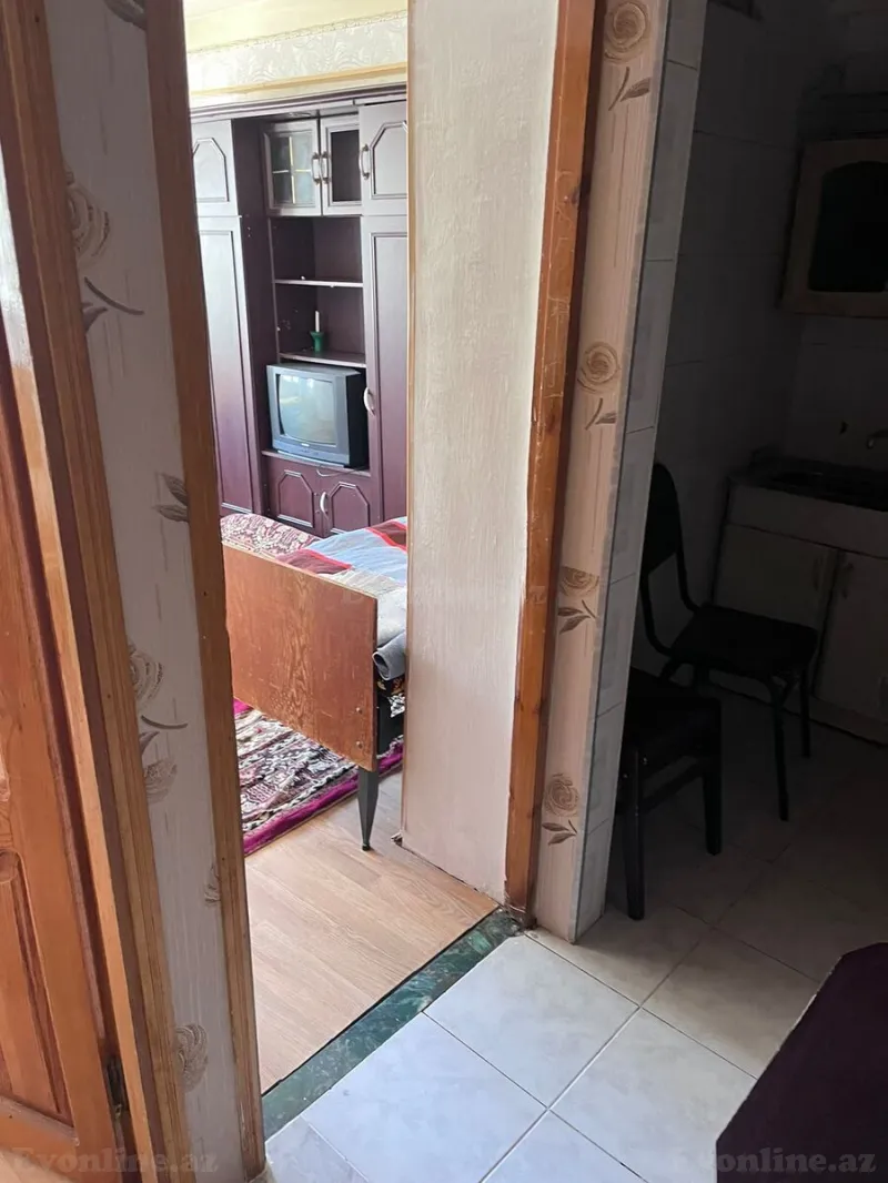 Kirayə verilir 2 otaqlı Mənzil Köhnə tikili 50 m² Xətai r. - şəkil 5