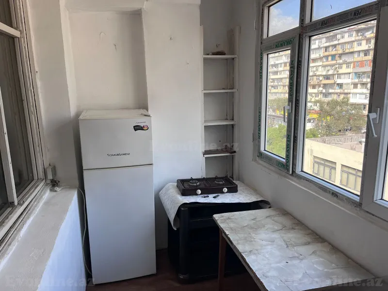 Kirayə verilir 2 otaqlı Mənzil Köhnə tikili 50 m² Xətai r. - şəkil 11