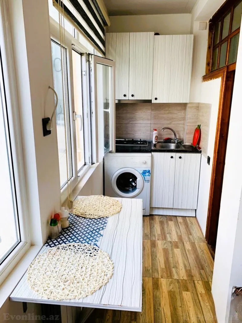 Kirayə verilir 2 otaqlı Mənzil Köhnə tikili 50 m² Sahil m. - şəkil 7