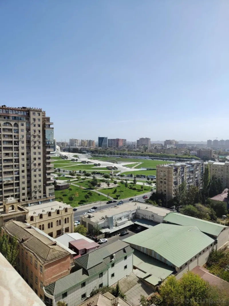 Satılır 3 otaqlı Mənzil Yeni tikili 143 m² Nərimanov r. - şəkil 3