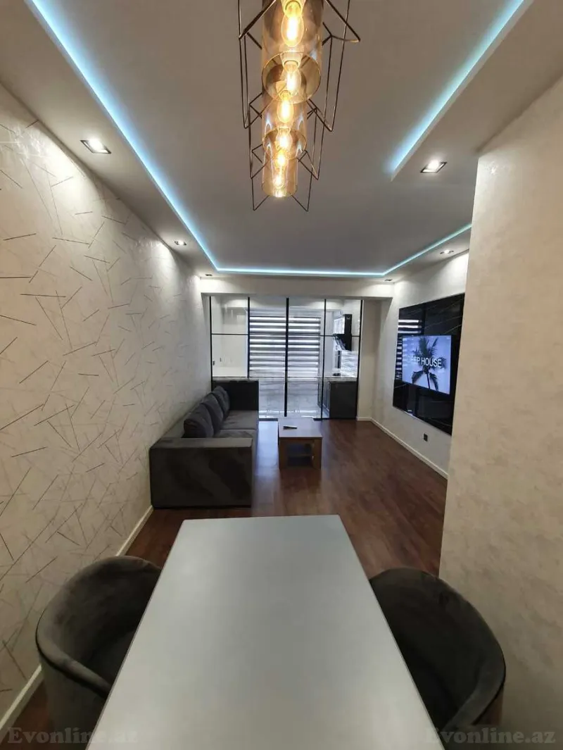 Kirayə verilir 2 otaqlı Mənzil Yeni tikili 80 m² Xətai r. - şəkil 2