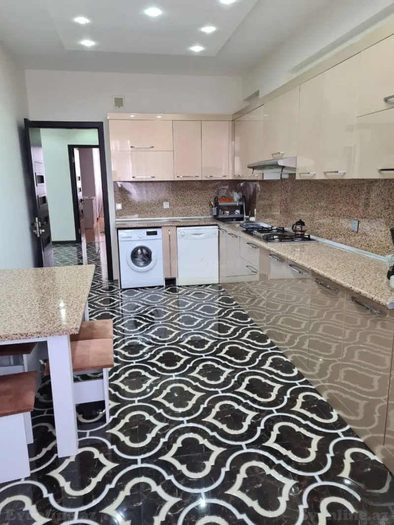 Satılır 3 otaqlı Mənzil Yeni tikili 137 m² Badamdar - şəkil 6