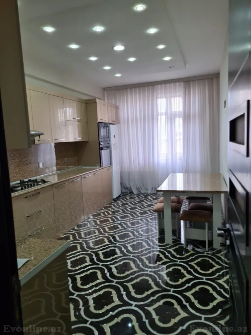 Satılır 3 otaqlı Mənzil Yeni tikili 137 m² Badamdar - şəkil 14