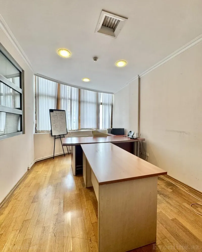 Satılır Obyekt 680 m² Nəsimi r. - şəkil 3