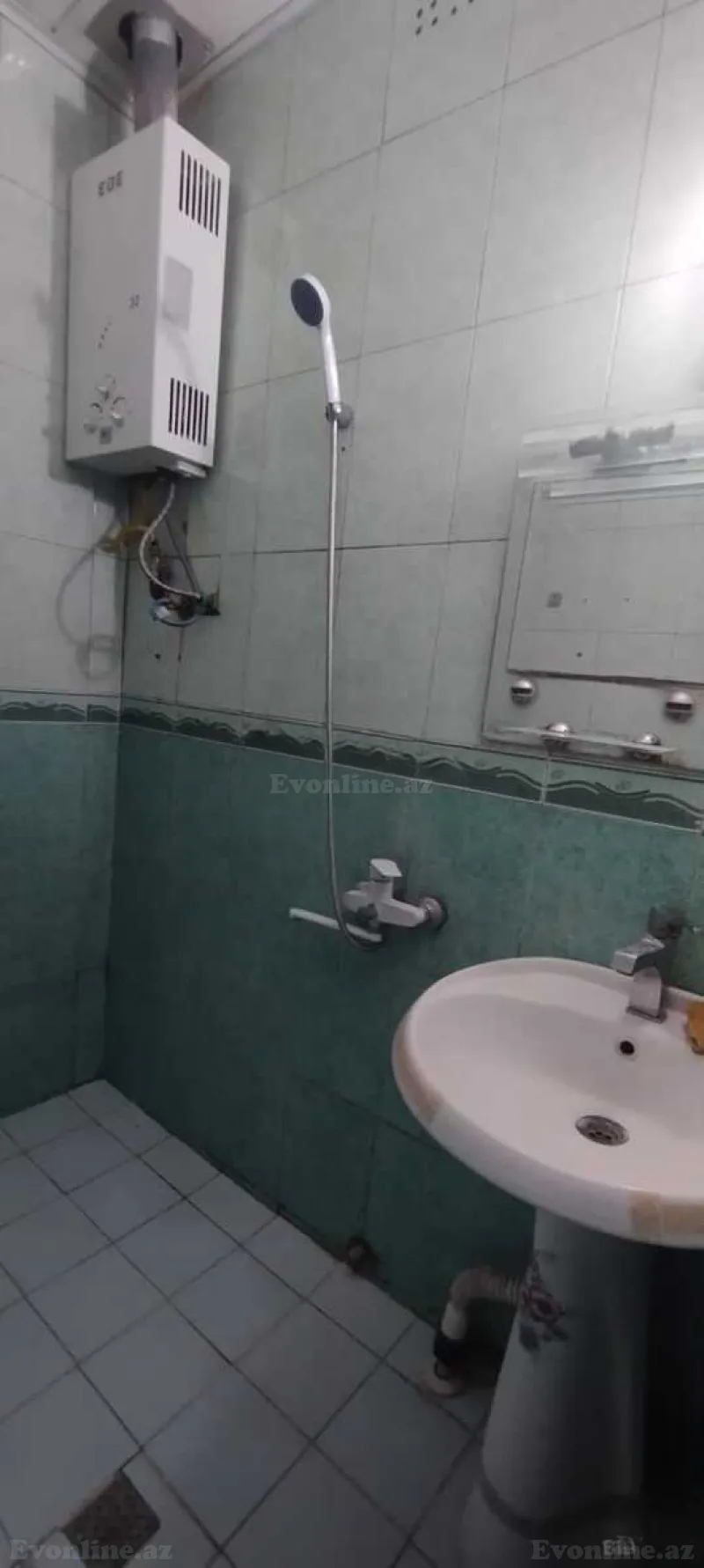 Kirayə verilir 3 otaqlı Mənzil Köhnə tikili 60 m² Gənclik m. - şəkil 10