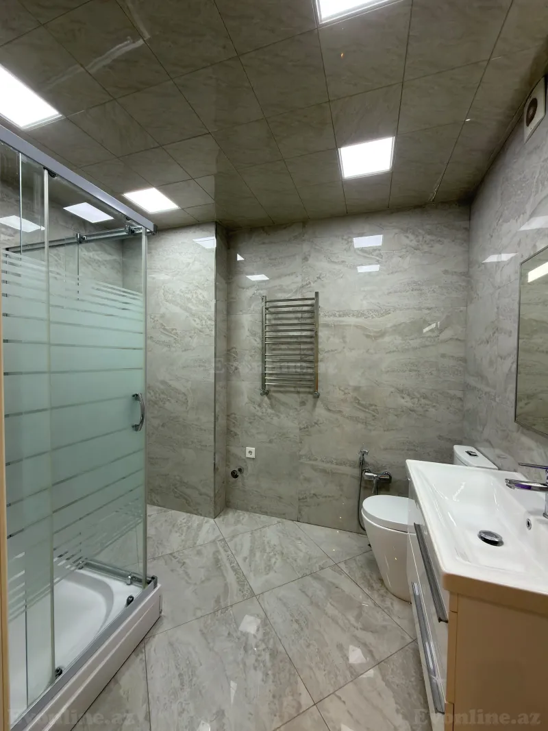 2 otaqlı Mənzil 62 m² 7-ci mikrorayon Satılır