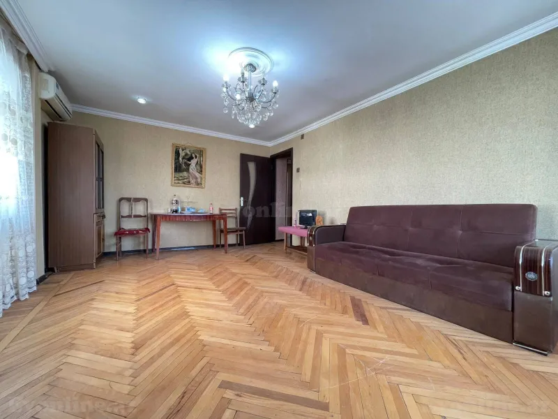 Satılır 2 otaqlı Mənzil Köhnə tikili 55 m² İnşaatçılar m. - şəkil 4