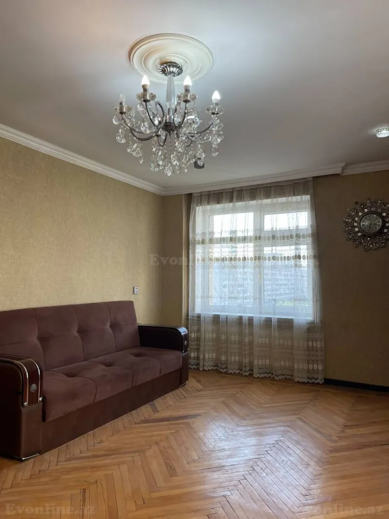 Satılır 2 otaqlı Mənzil Köhnə tikili 55 m² İnşaatçılar m. - şəkil 5