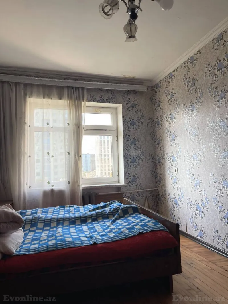 Satılır 2 otaqlı Mənzil Köhnə tikili 55 m² İnşaatçılar m. - şəkil 6