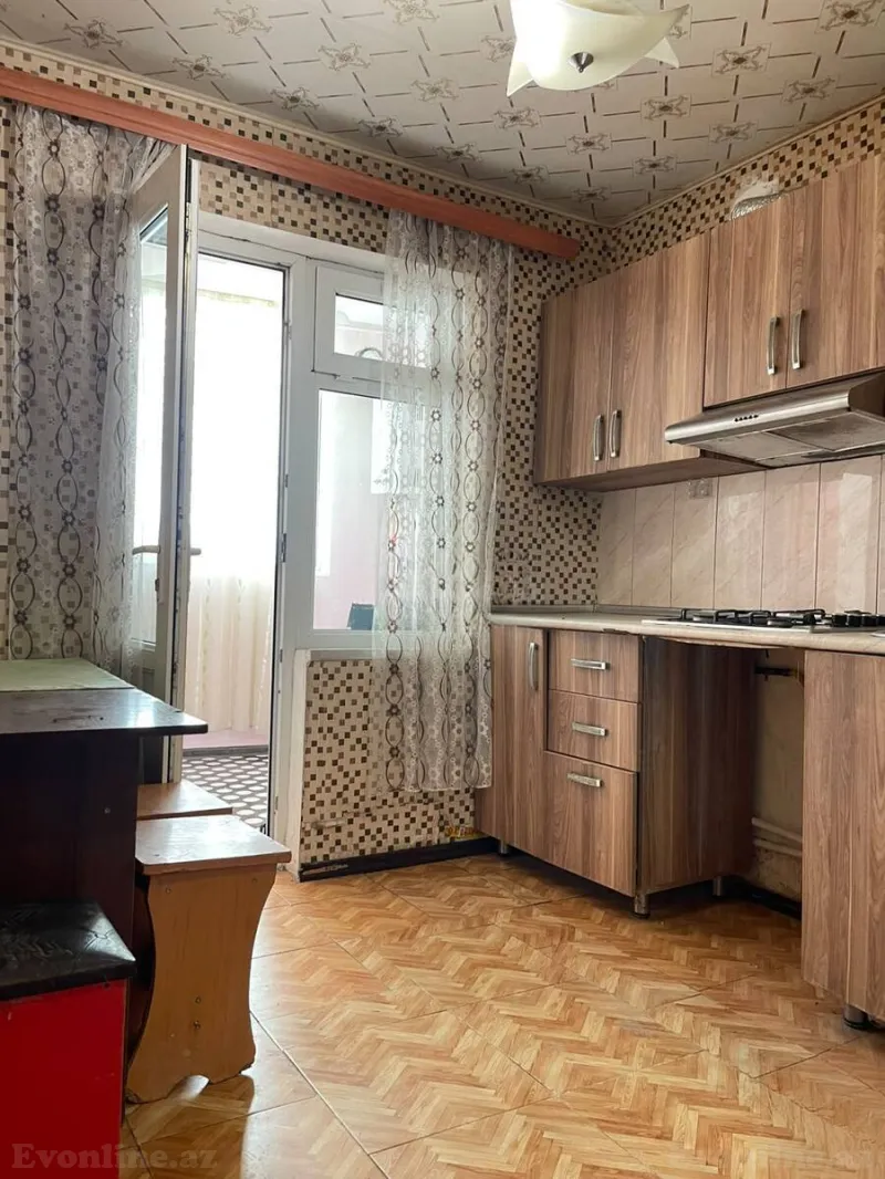 Satılır 2 otaqlı Mənzil Köhnə tikili 55 m² İnşaatçılar m. - şəkil 18