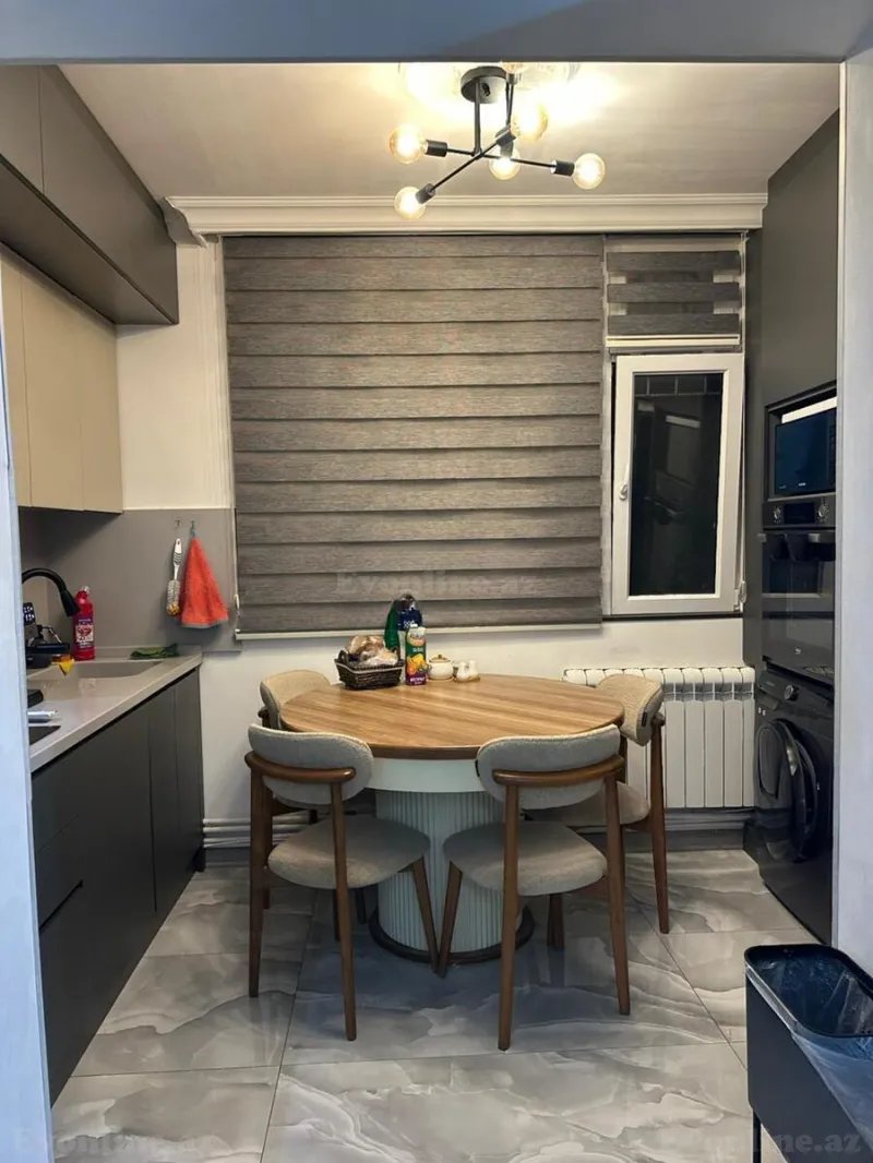 Satılır 3 otaqlı Mənzil Köhnə tikili 85 m² İnşaatçılar m. - şəkil 14