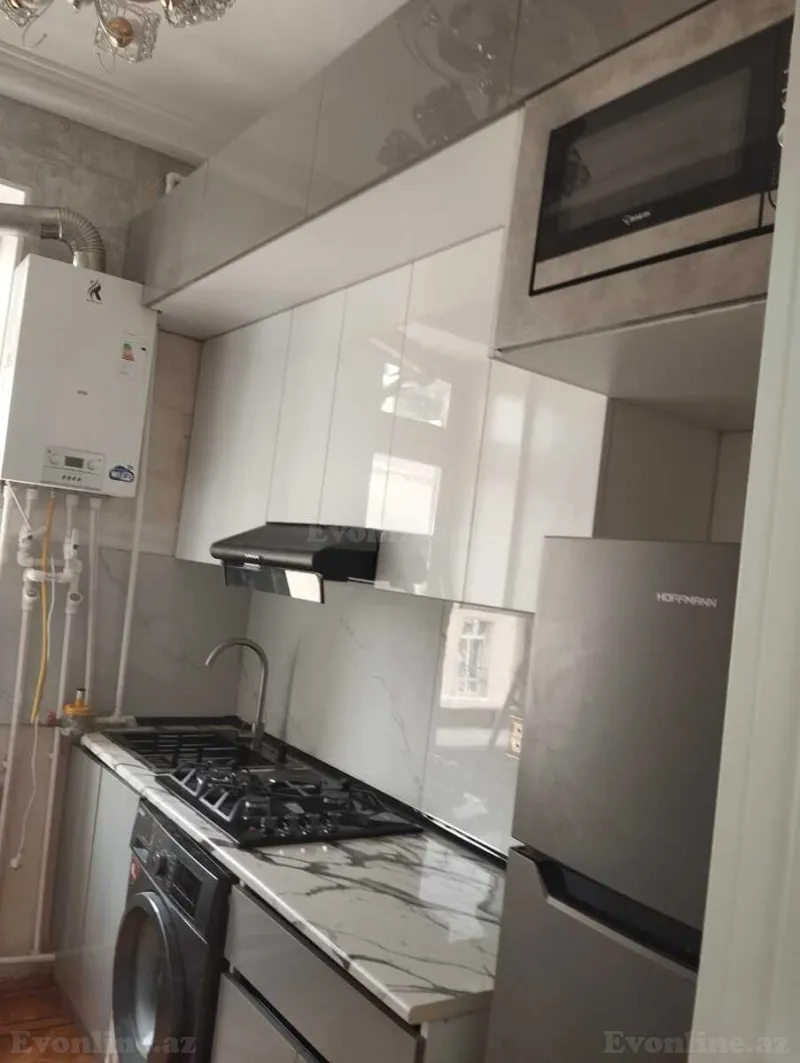 Satılır 2 otaqlı Mənzil Köhnə tikili 60 m² Səbail r. - şəkil 6