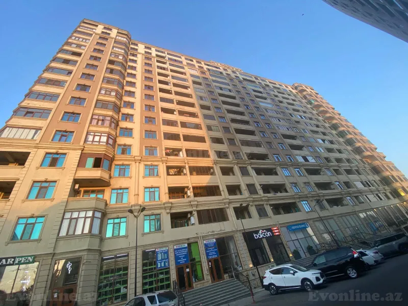 2 otaqlı Mənzil 55 m² Neftçilər m. Satılır