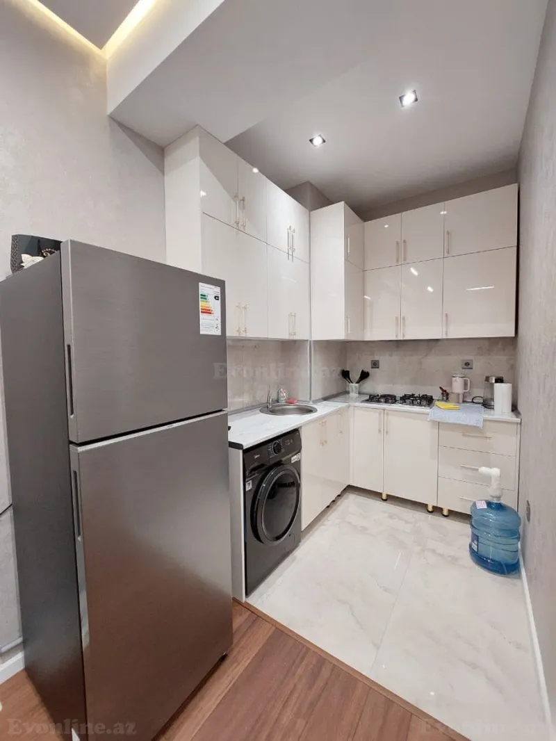 Kirayə verilir 2 otaqlı Mənzil Yeni tikili 60 m² Nəsimi r. - şəkil 4
