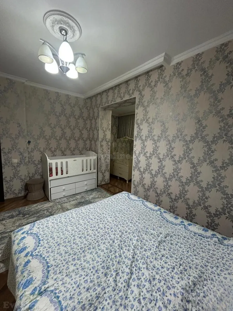 Satılır 2 otaqlı Mənzil Köhnə tikili 65 m² Yeni Günəşli - şəkil 7