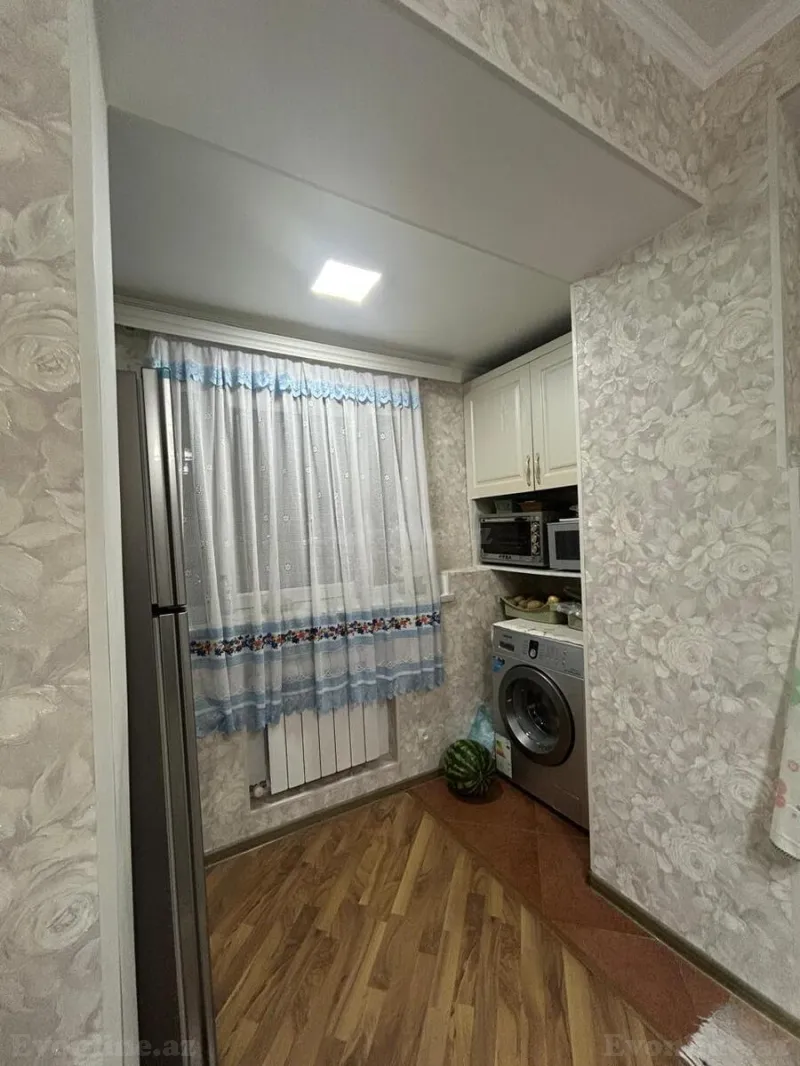 Satılır 2 otaqlı Mənzil Köhnə tikili 65 m² Yeni Günəşli - şəkil 10