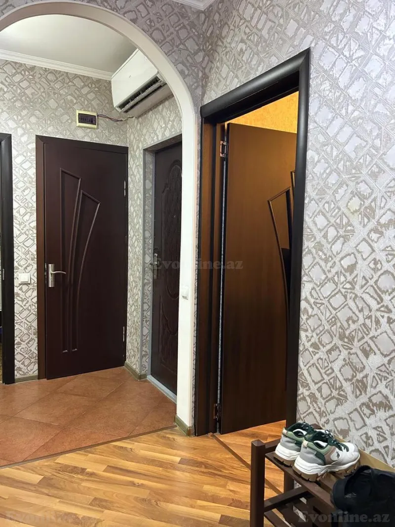 Satılır 2 otaqlı Mənzil Köhnə tikili 65 m² Yeni Günəşli - şəkil 14