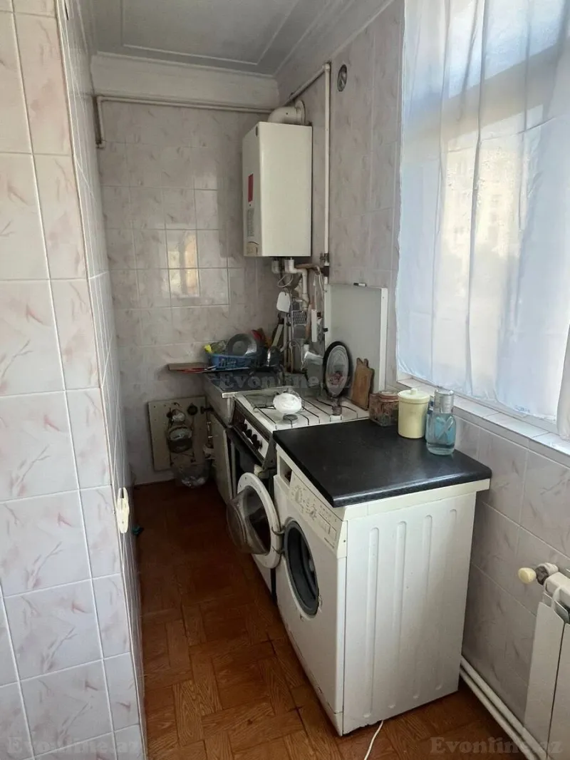Satılır 3 otaqlı Mənzil Köhnə tikili 100 m² Nərimanov r. - şəkil 11