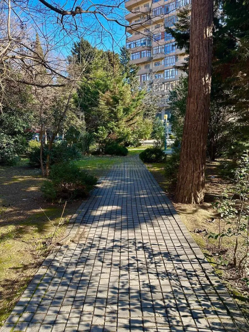 Satılır 5 otaqlı Mənzil Köhnə tikili 110 m² Azadlıq prospekti m. - şəkil 2