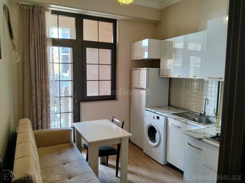 Kirayə verilir 2 otaqlı Mənzil Yeni tikili 50 m² 28 May m. - şəkil 2