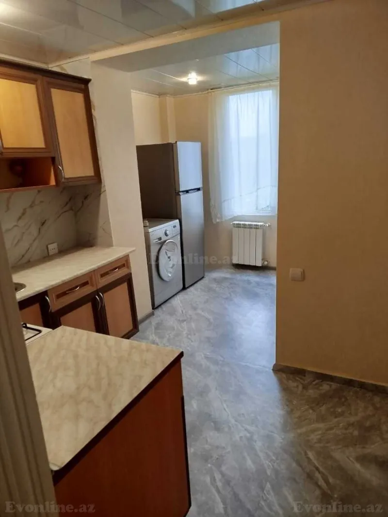 Satılır 2 otaqlı Mənzil Köhnə tikili 65 m² İnşaatçılar m. - şəkil 7