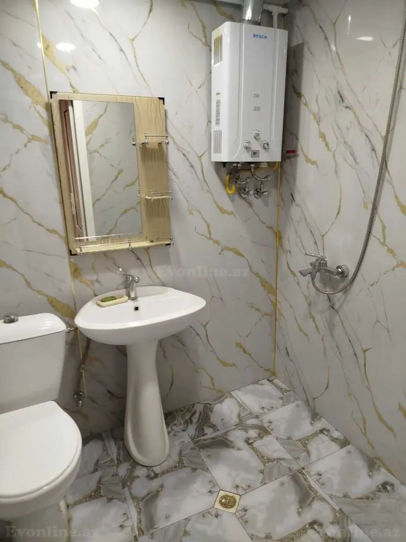 Satılır 2 otaqlı Mənzil Köhnə tikili 65 m² İnşaatçılar m. - şəkil 9