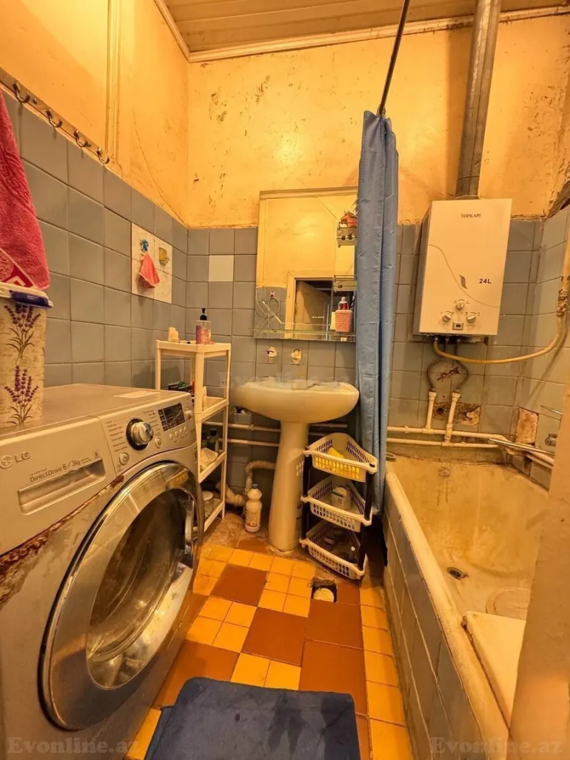 Satılır 2 otaqlı Mənzil Köhnə tikili 60 m² Nizami m. - şəkil 5