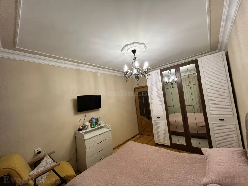 Satılır 3 otaqlı Mənzil Köhnə tikili 75 m² Xətai r. - şəkil 11