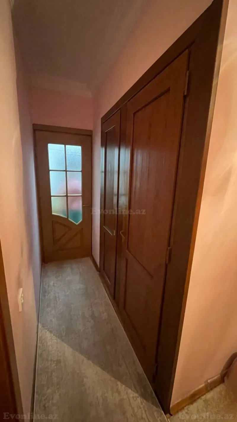 Satılır 3 otaqlı Mənzil Köhnə tikili 75 m² Xətai r. - şəkil 12