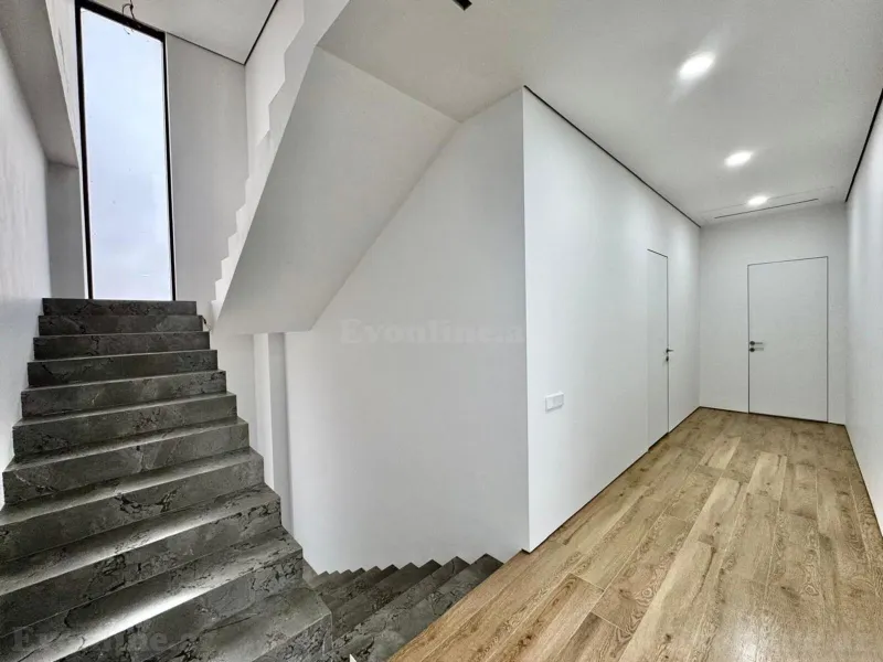 Satılır 14 otaqlı Həyət evi 375 m² Novxanı - şəkil 6