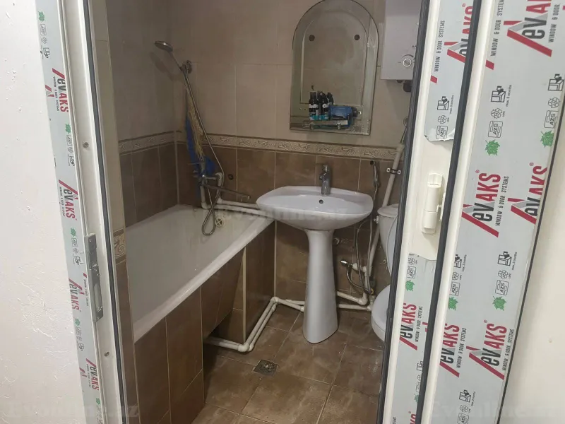 Satılır 3 otaqlı Mənzil Köhnə tikili 50 m² Nəriman Nərimanov m. - şəkil 6