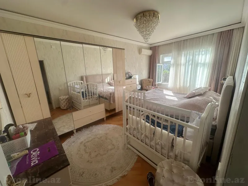 Satılır 2 otaqlı Mənzil Köhnə tikili 65 m² Memar Əcəmi m. - şəkil 2