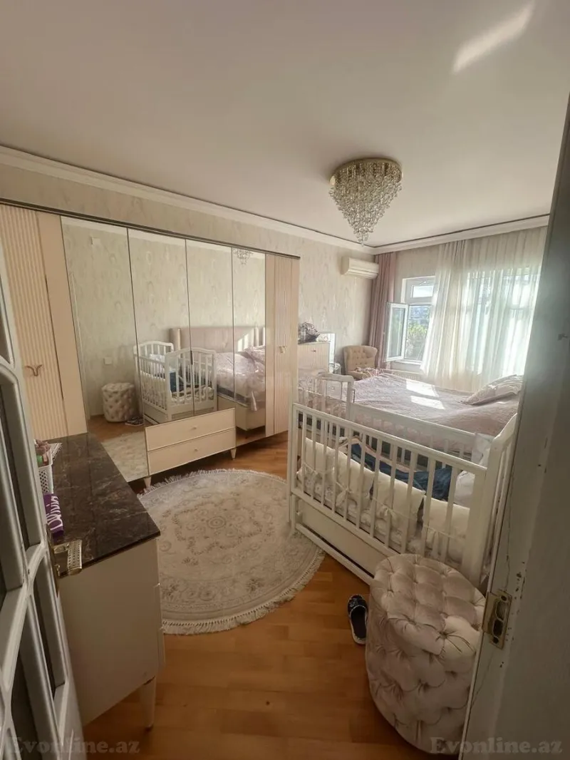 Satılır 2 otaqlı Mənzil Köhnə tikili 65 m² Memar Əcəmi m. - şəkil 3