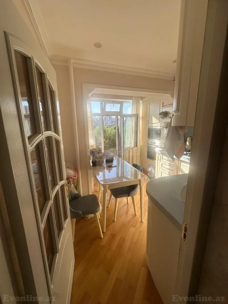 Satılır 2 otaqlı Mənzil Köhnə tikili 65 m² Memar Əcəmi m. - şəkil 5