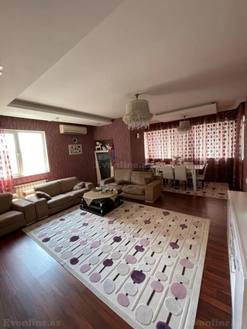 3 otaqlı Mənzil 120 m² Xətai r. Kirayə verilir