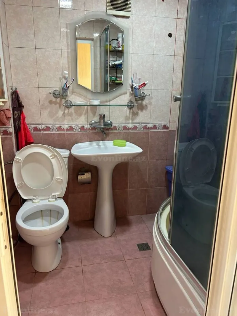 Kirayə verilir 3 otaqlı Mənzil Köhnə tikili 95 m² Nəriman Nərimanov m. - şəkil 3