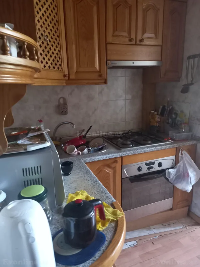 Satılır 3 otaqlı Mənzil Köhnə tikili 61 m² Yasamal - şəkil 5
