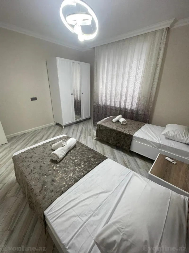 Kirayə verilir 5 otaqlı Həyət evi 200 m² Qəbələ - şəkil 13
