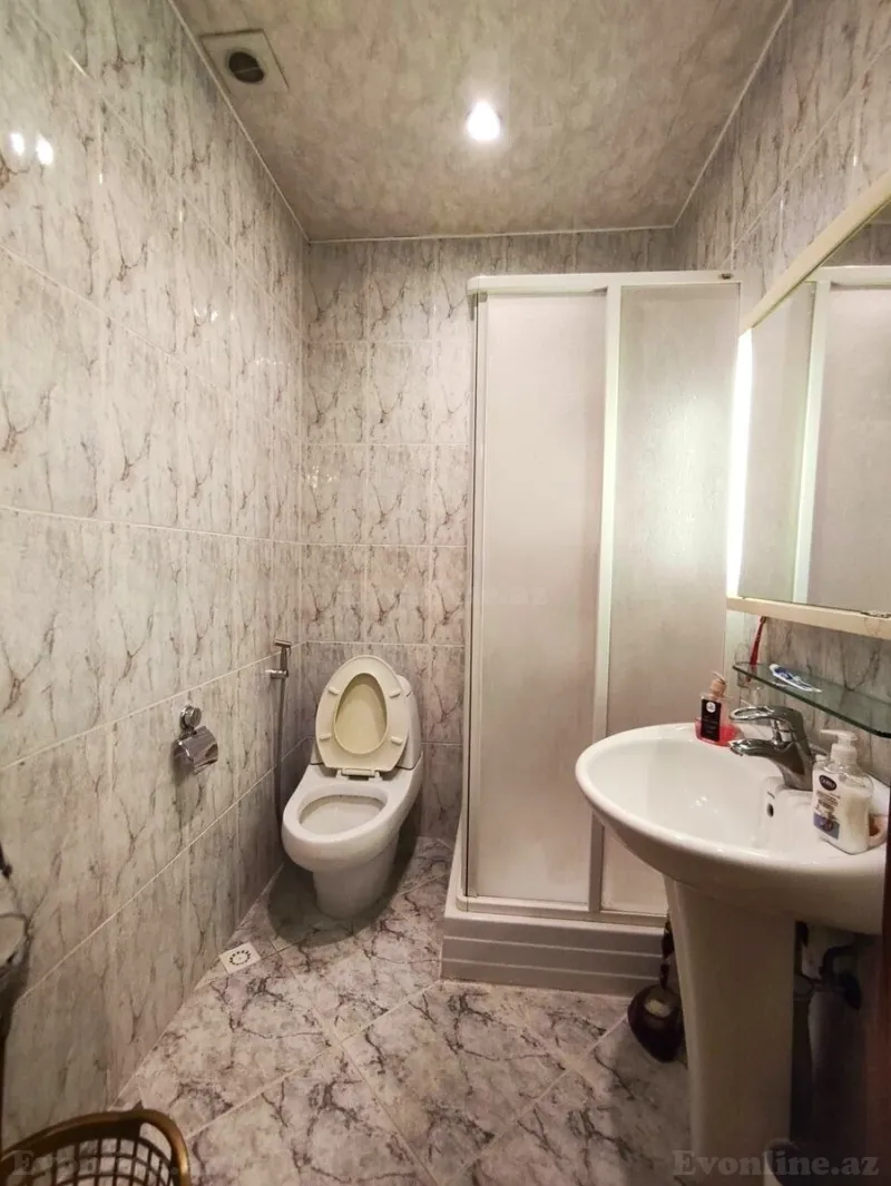 Kirayə verilir 4 otaqlı Mənzil Yeni tikili 200 m² Nəsimi r. - şəkil 4