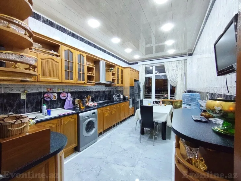 Kirayə verilir 4 otaqlı Mənzil Yeni tikili 200 m² Nəsimi r. - şəkil 8