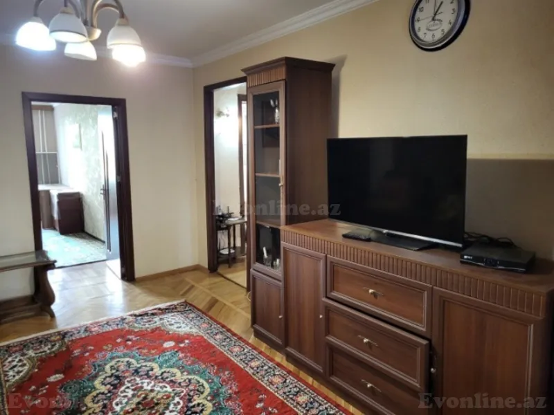 Kirayə verilir 3 otaqlı Mənzil Köhnə tikili 90 m² Elmlər Akademiyası m. - şəkil 3