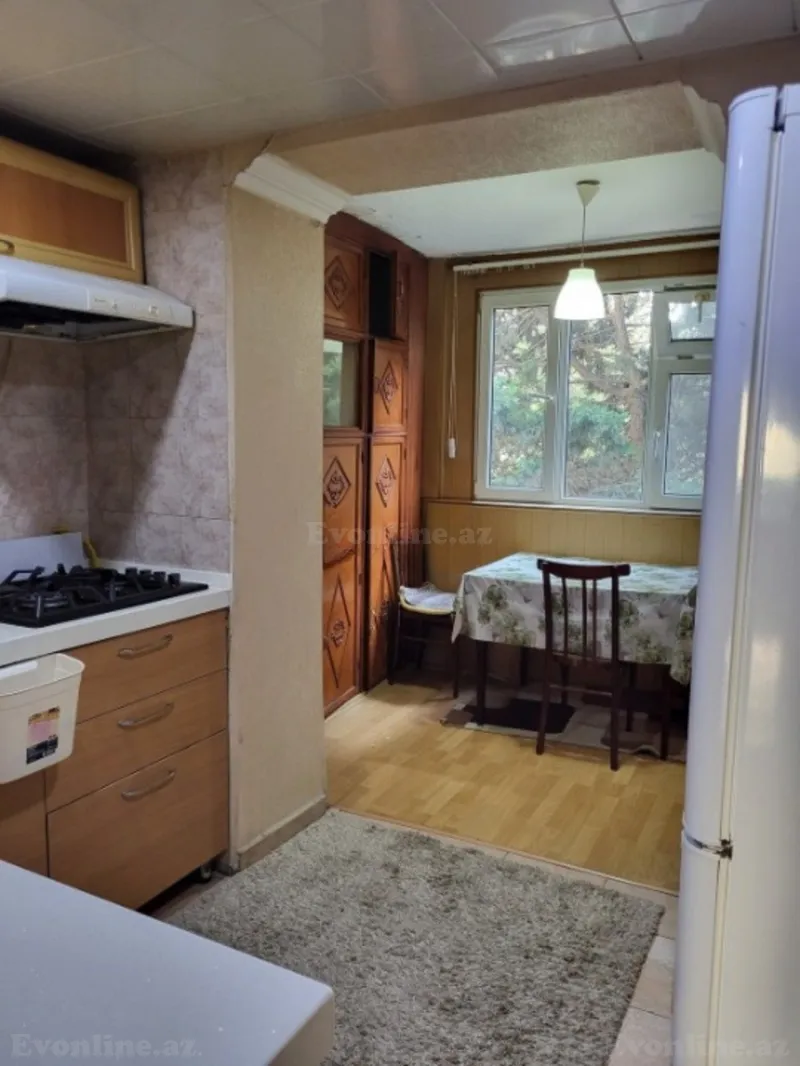 Kirayə verilir 3 otaqlı Mənzil Köhnə tikili 90 m² Elmlər Akademiyası m. - şəkil 8