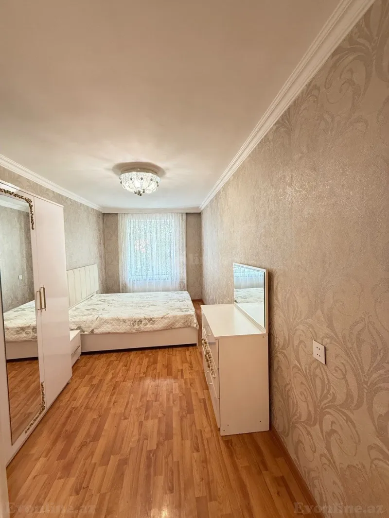 Satılır 2 otaqlı Mənzil Köhnə tikili 55 m² İnşaatçılar m. - şəkil 7