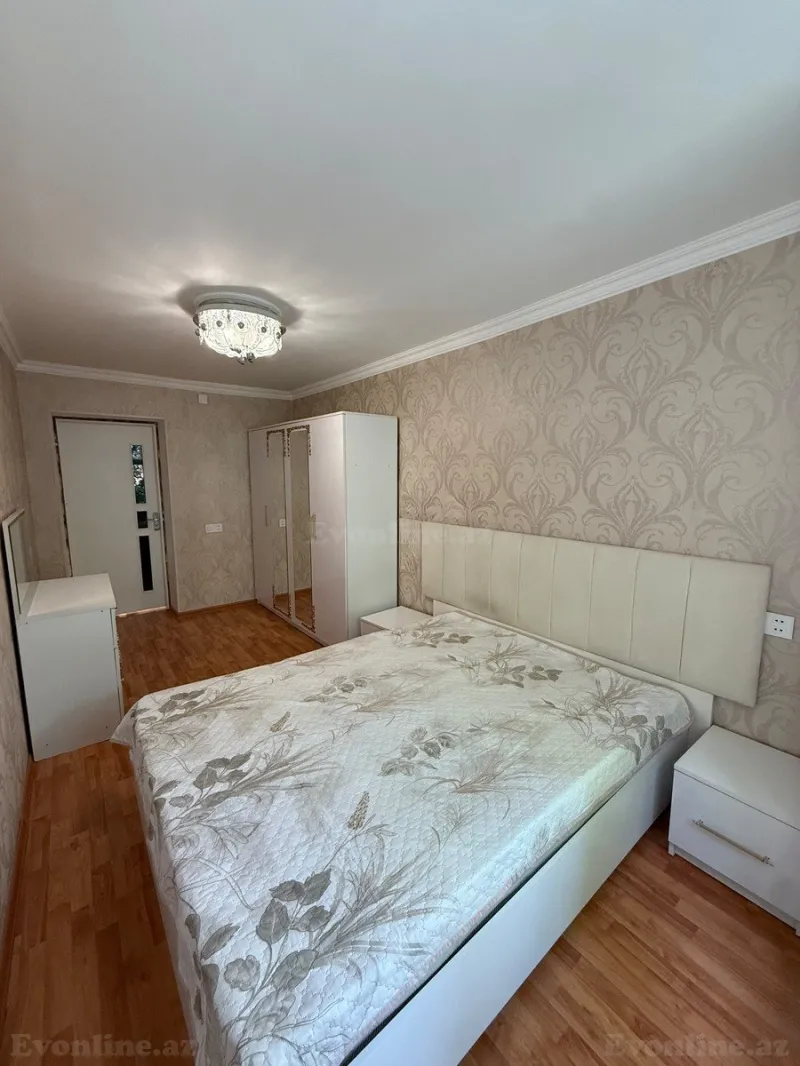 Satılır 2 otaqlı Mənzil Köhnə tikili 55 m² İnşaatçılar m. - şəkil 10